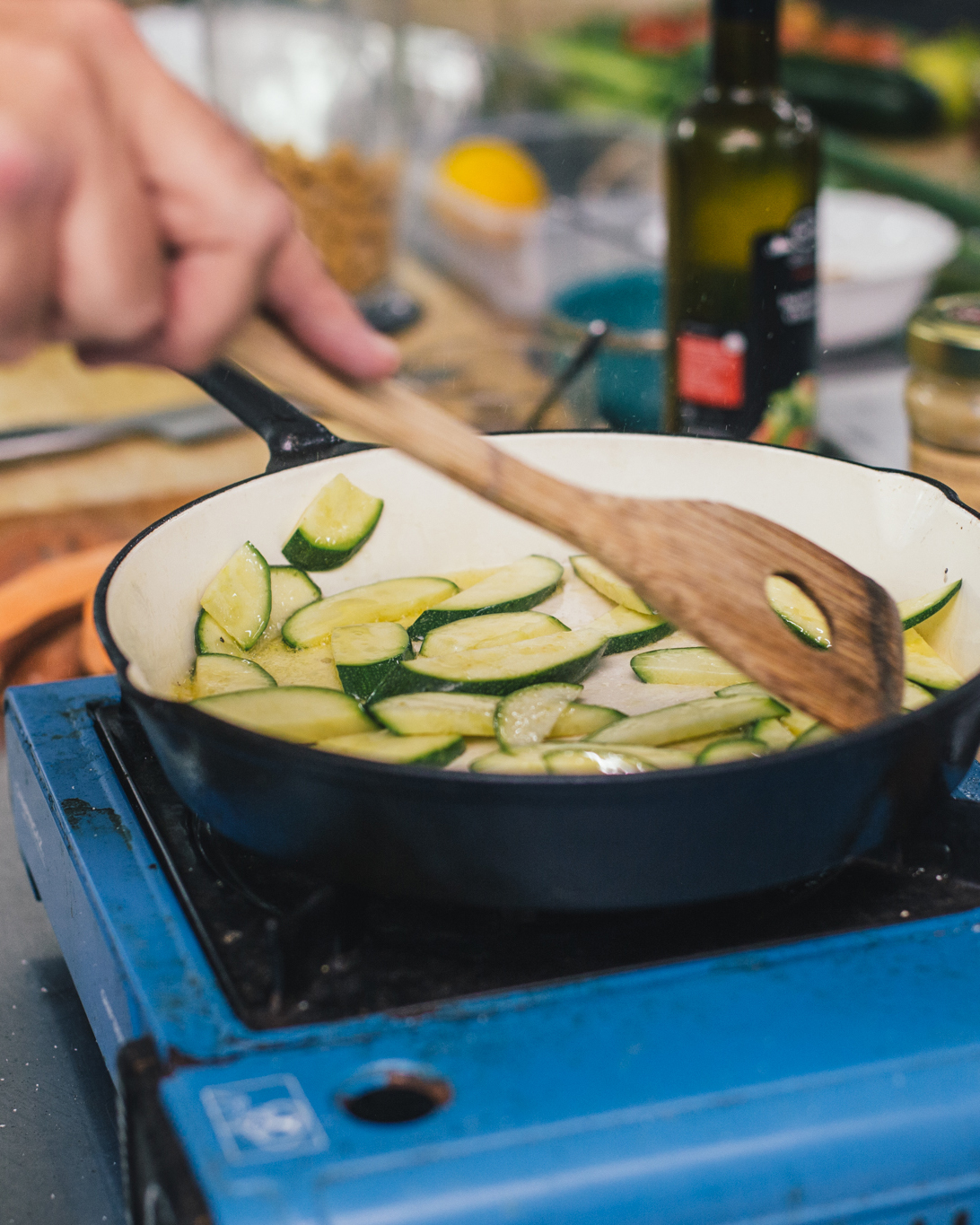 EcoFest might be over for another year, but the kaupapa is still going strong in West Auckland 🌿

EcoMatters is here year-round to help you stay connected to the parts of EcoFest you loved most, right here in your local neighbourhood! Here are some ways you can continue your journey with EcoMatters:

🍴 Kīnaki Kai Reka/Foodies' Fix
Every Bite - Cook with Confidence, with the Deaf Wellbeing Society’s Natasha
📅 Wednesday 6 May 2026, 5.30pm-8pm
📍 Auckland Deaf Society, 16 Hillsborough Road, Three Kings
Come and cook with Natasha and an NZSL interpreter! Learn easy recipes together, share kai and have fun. Bookings essential: ecomatters.org.nz/events 

🎨 Te Whaihanga/Makers Mayhem 
Make a Matariki Star: Harakeke Weaving & Māori Tikanga
📅 Sunday 5 July 2026, 10.30am - 11.30am
📍 EcoMatters, 1 Olympic Place, New Lynn
Come together this Matariki to weave your own harakeke (flax) star and celebrate the season with creativity and connection. Suitable for ages 8+. Bookings essential: ecomatters.org.nz/events 

🌿 Torohē Nuku/Explore Nature
Dundale Stream Care Session
📅 Saturday 9 May 2026, 10am-12.30pm
📍 Reserve in front of 66a Dundale Avenue, Blockhouse Bay
Come and help us at the Whau Stream to clean up rubbish and debris plus do some mulching, so we can get it ready for planting. More info: ecomatters.org.nz/events 

🚲 Waka Hourua/Clean Transport 
Visit an EcoMatters Bike Hub
📅Open hours vary, see ecomatters.org.nz/bikehubs
📍 Forrest Hill, Glen Innes, Grey Lynn, Henderson, Manukau, New Lynn, Onehunga, Pakuranga, and Queens Wharf
Our Bike Hubs are friendly places where we welcome anyone who is interested in riding a bike. More info: ecomatters.org.nz/bikehubs 

🌱 Mauri Noho/Conscious Living
Rongoā Māori workshop
📅 Saturday 2 May 2026, 9.30am - 12.30pm
📍 EcoMatters, 1 Olympic Place, New Lynn
Discover the traditions of Rongoā Rākau in this hands-on workshop exploring Māori plant-based healing. Learn key principles, native plant identification, and how these taonga are gathered and used. Bookings essential, by koha: ecomatters.org.nz/events

@ecomatters  @beautificationtrust @kaipatiki.project  @waihekeresourcestrust