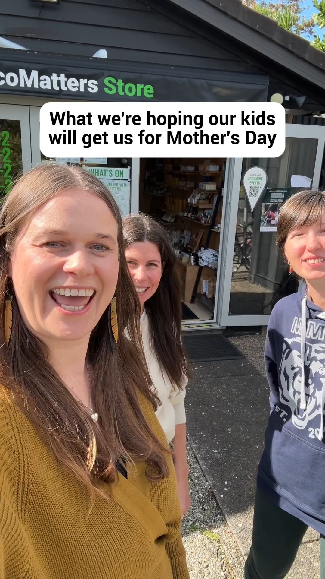 Best place to stop if your mum likes locally made, artisan goodness. 

📍 EcoMatters Store 
1 Olympic Place, New Lynn, AKL 
Wednesday to Sunday, 10am-2pm (except on public holidays)